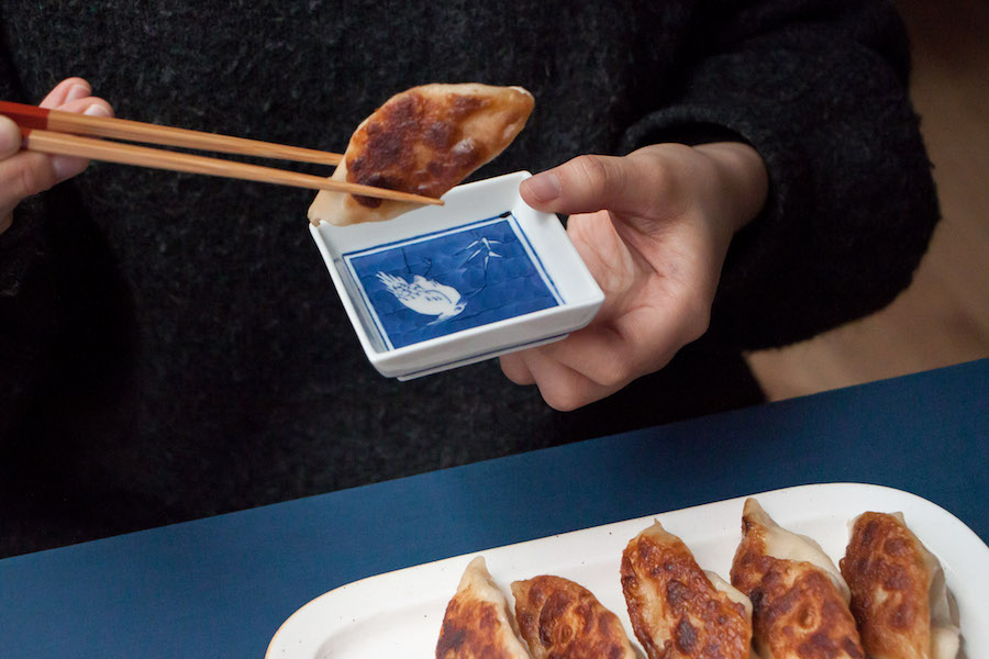 Kutani Seal 九谷燒 百年窯場 現代趣味的九谷彩繪 小器通信