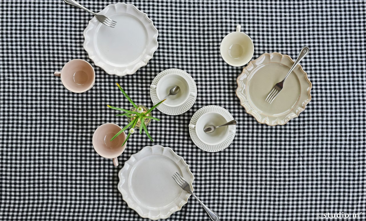 【STUDIO M’餐桌的藝術】用精美浮雕器皿打造大人風甜點餐桌