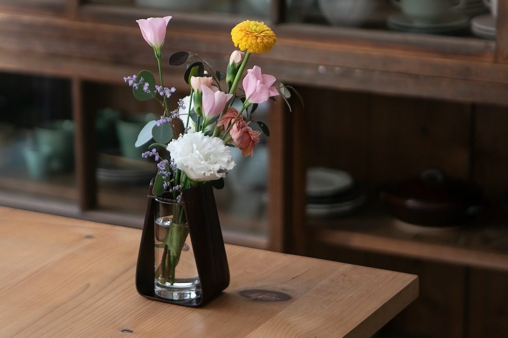 【小器選品】公長齋小菅・真竹花器｜將秋光收束於一隅